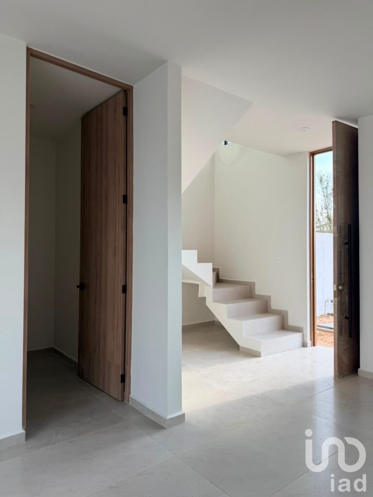 Casa Nueva en Venta en Residencial VALDELUZ, Ags.