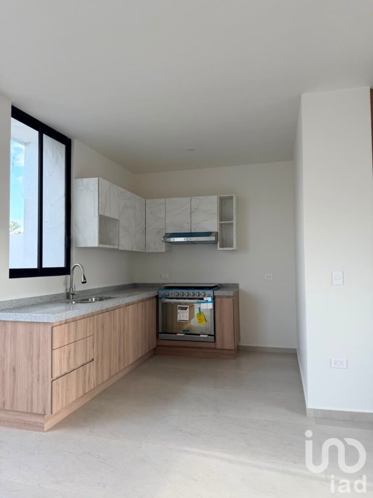Casa Nueva en Venta en Residencial VALDELUZ, Ags.