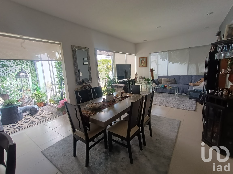 Casa en Venta con amenidades en Punta Esmeralda, Condominio El Asombro, Corregidora, Qro.