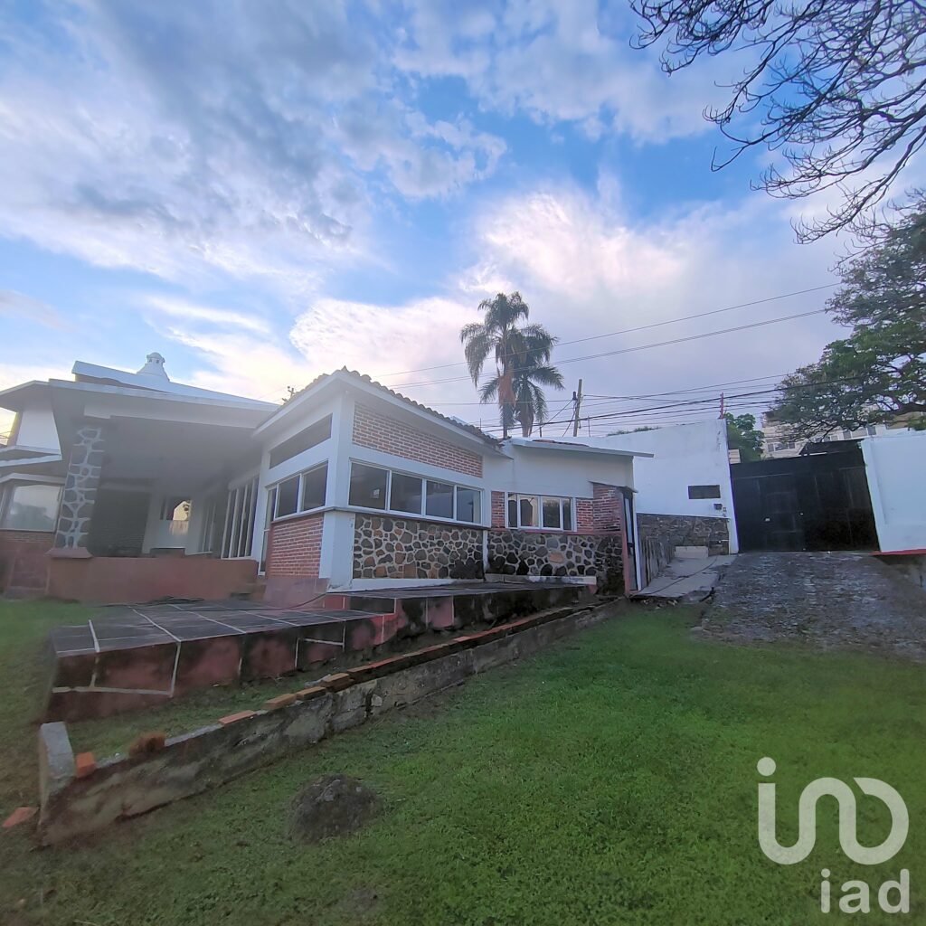 Casa sola , Lomas de cortes, cuernavca, Morelos