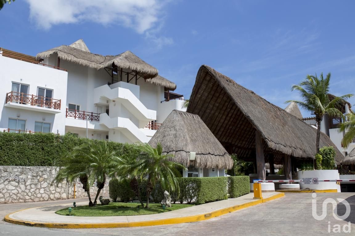 Departamento en Venta en Playa del Carmen Downtown exclusive 2bd Condo
