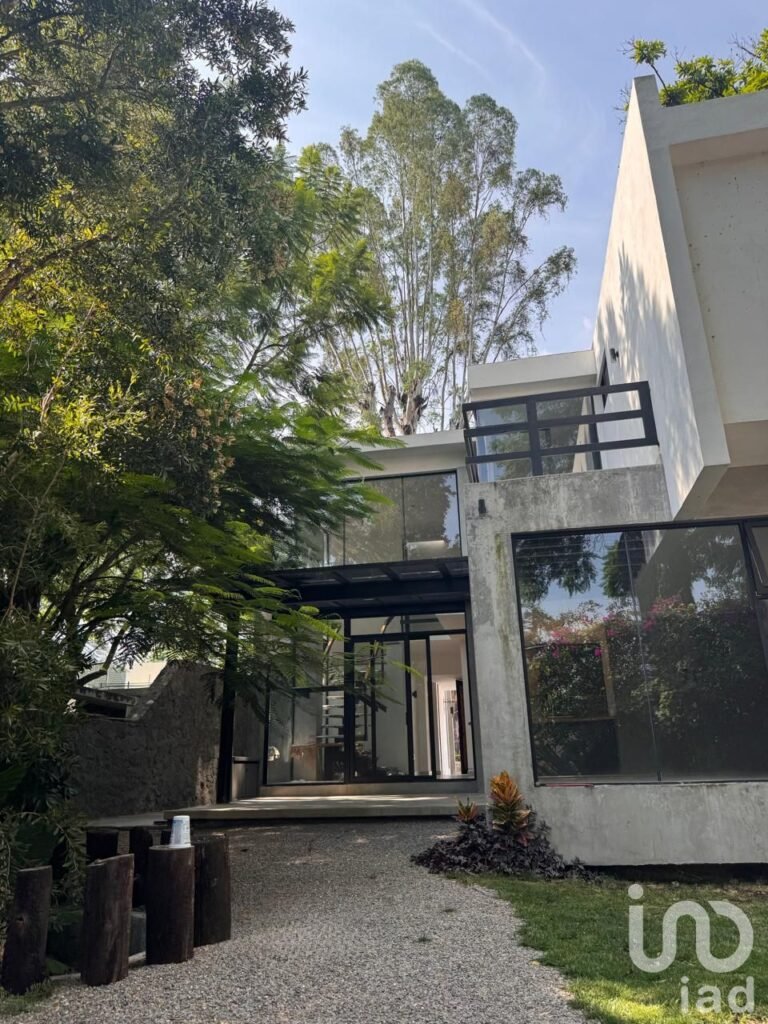Casa en venta condominio con vigilancia Cuernavaca Mor