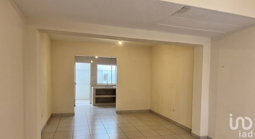 Venta de preciosa casa en tranquilo fraccionamiento en Paseos del Río, Emiliano Zapata
