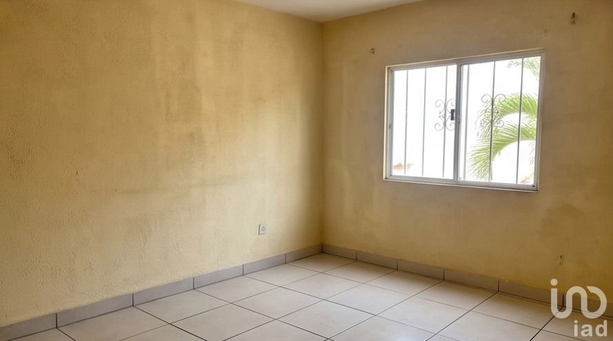 Venta de preciosa casa en tranquilo fraccionamiento en Paseos del Río, Emiliano Zapata