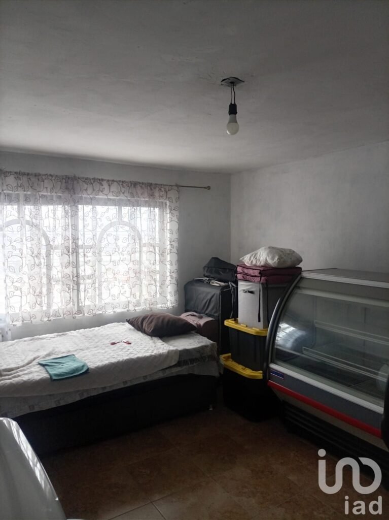 CASA EN VENTA de 4 NIVELES en Rinconada San Marcos, Tultitlán