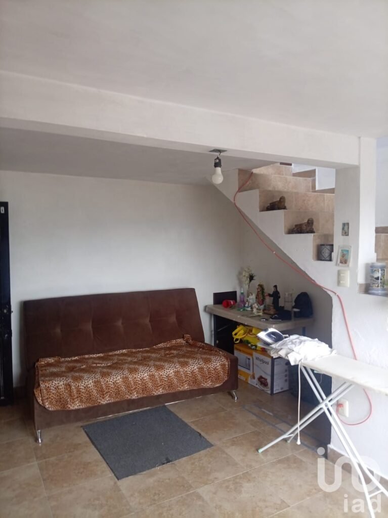 CASA EN VENTA de 4 NIVELES en Rinconada San Marcos, Tultitlán