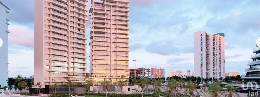 RESIDENCIAS DE LUJO Y PENTHOUSES DE VENTA EN PUERTO DE CANCÚN CON VISTA AL MAR vel.