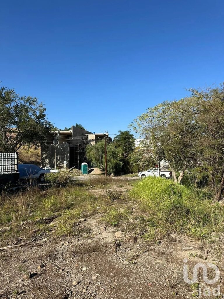 TERRENO EN VENTA EN LAS CAÑADAS COUNTRY CLUB ZAPOPAN JALISCO