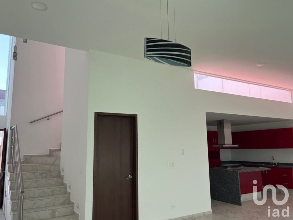 Casa en Venta en Lomas de Angelópolis III Puebla México (Chedraui Cascadas)