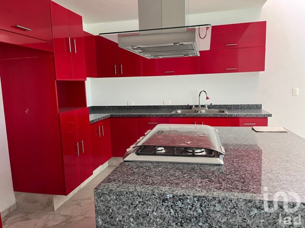 Casa en Venta en Lomas de Angelópolis III Puebla México (Chedraui Cascadas)