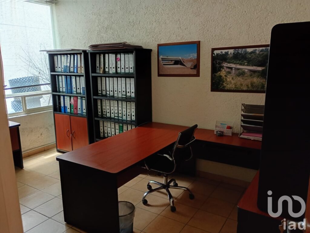 Se rentan oficinas  amuebladas a cinco minutos de AGUA AZUL