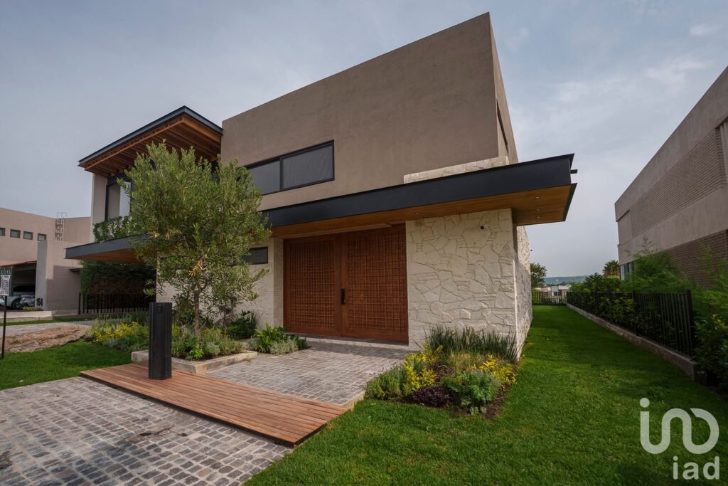 Residencia en Venta en el Campanario Queretaro
