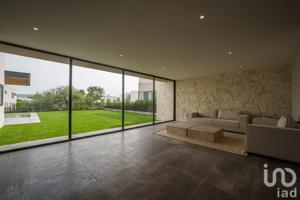 Residencia en Venta en el Campanario Queretaro