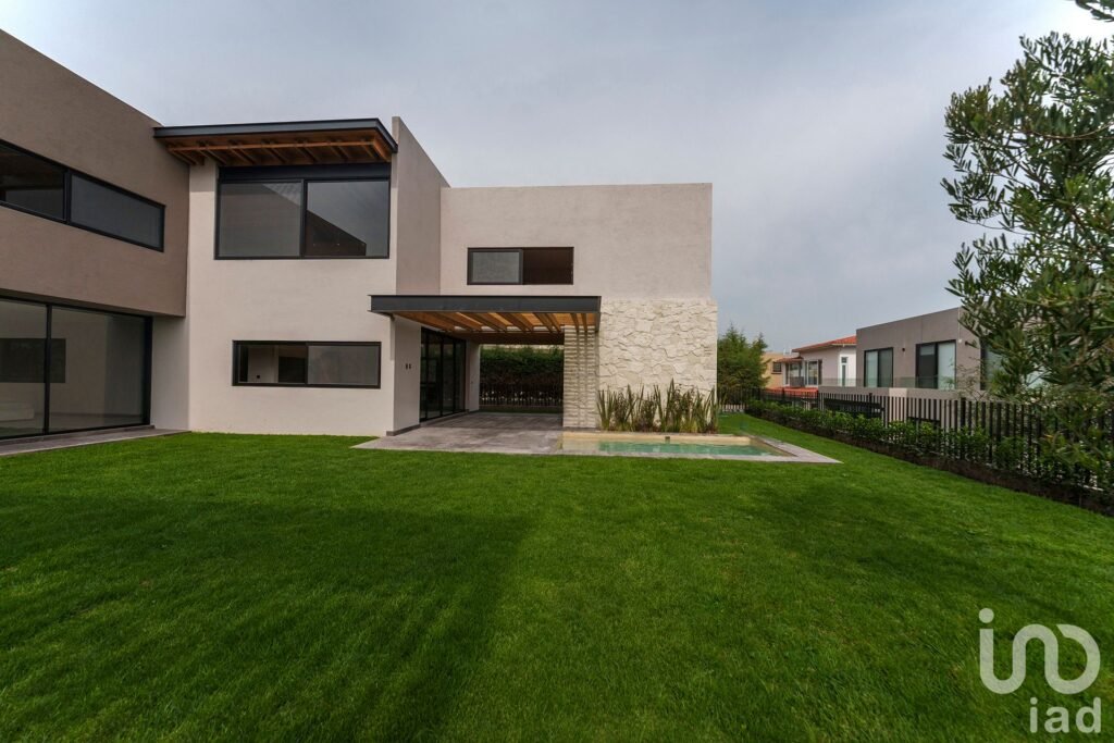 Residencia en Venta en el Campanario Queretaro