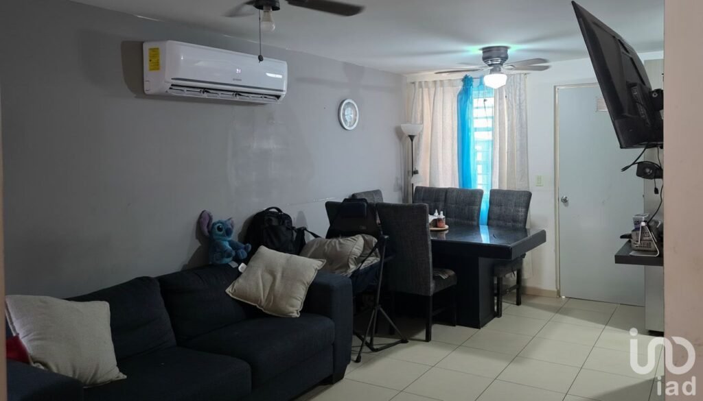 Casa en Venta en Mitras Poniente Sector Toledo (Zona Cumbres García)