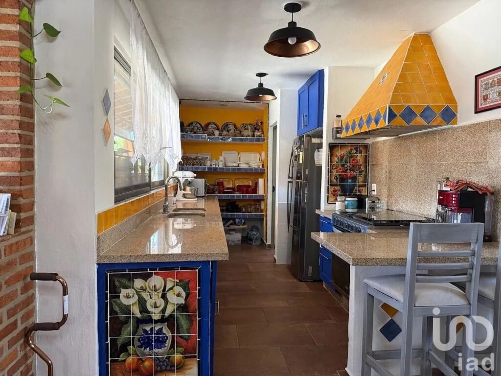 CASA EN VENTA EN AJIJIC