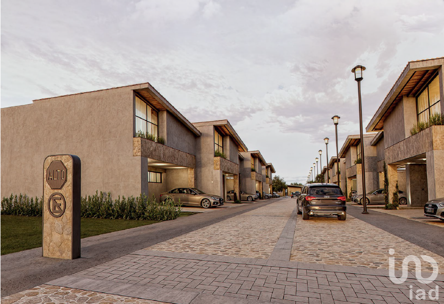 CASA HABITACION MODELO LIRIO EN CARCAMOS RESIDENCIAL