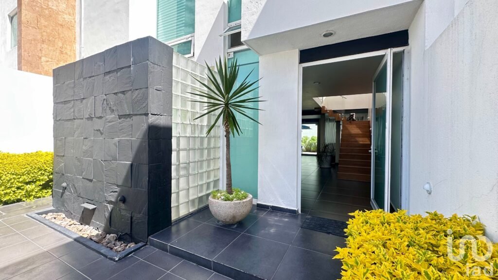 CASA EN VENTA  EN RESIDENCIAL ANDARES JESUS MA. AGUASCALIENTES