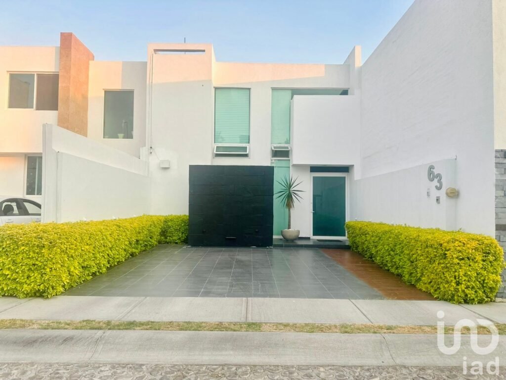CASA EN VENTA  EN RESIDENCIAL ANDARES JESUS MA. AGUASCALIENTES