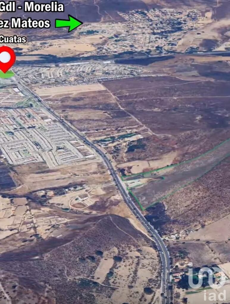 SE VENDE TERRENO EN TLAJOMULCO DE ZUÑIGA JALISCO EN LA AVENIDA DE PEDRO PARRA CENTENO