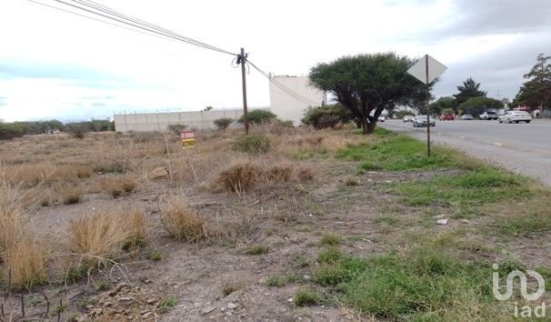 TERRENO EN VENTA, USO COMERCIAL, 9082 M2,   ZONA URBANIZADA, PEDRO ESCOBEDO, QUERETARO