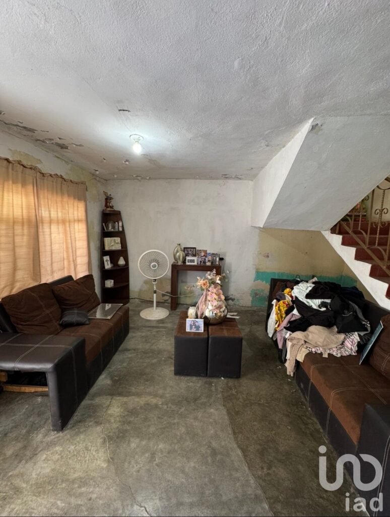 Casa en venta en Col. Moderna, Monterrey N.L.