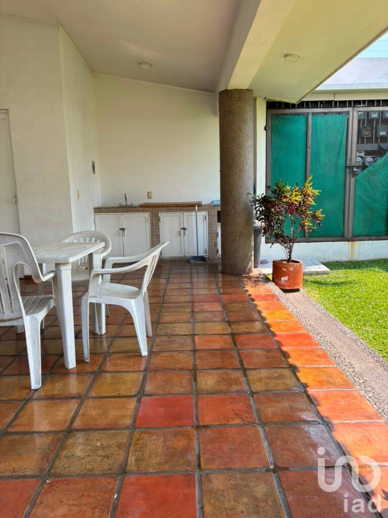 CASA EN VENTA EN ACAPANTZINGO, CUERNAVACA