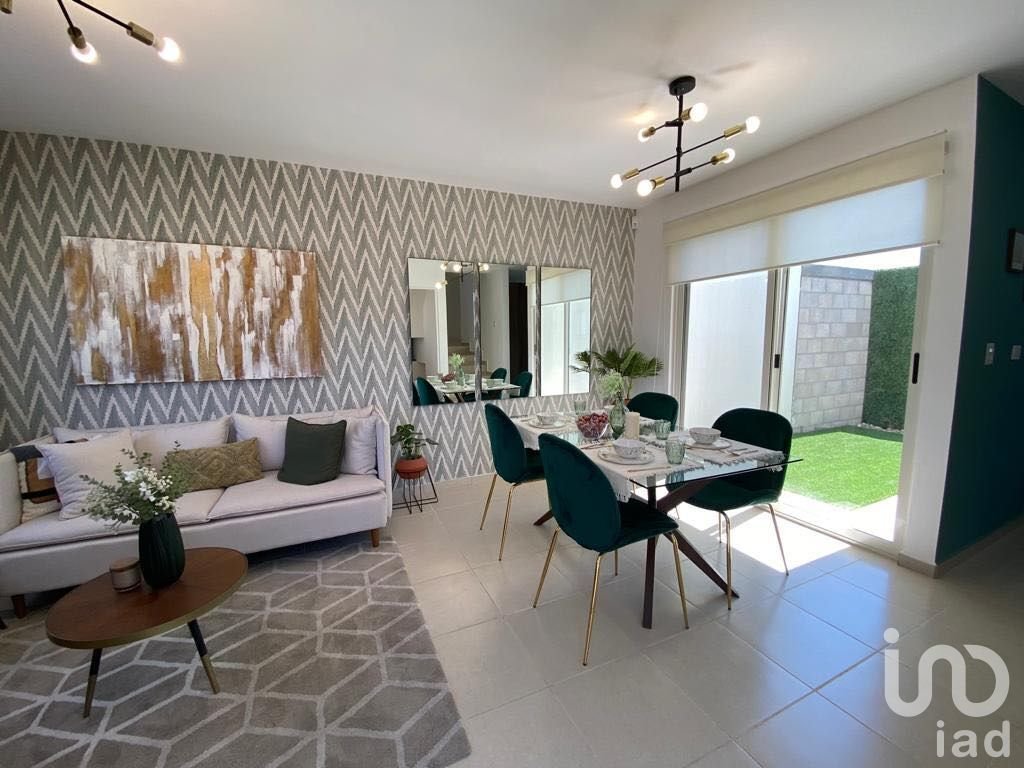 VENTA CASA EN EL MARQUES, CERCA AUTOPISTA 57