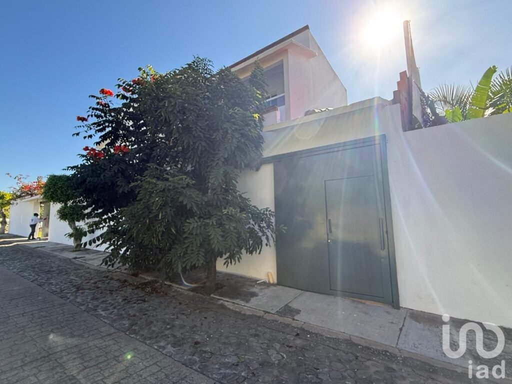 CASA EN VENTA EN REAL TETELA, CUERNAVACA