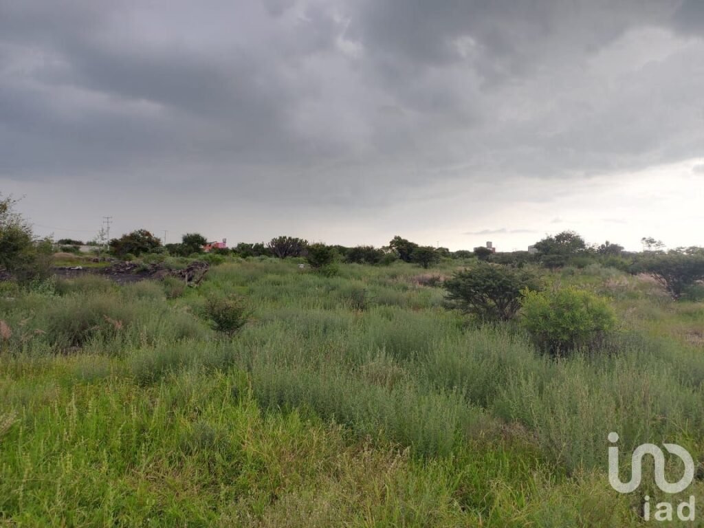 Terreno en Venta en El Calero Queretaro, a 6 min de Zibata