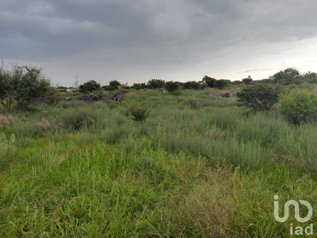 Terreno en Venta en El Calero Queretaro, a 6 min de Zibata