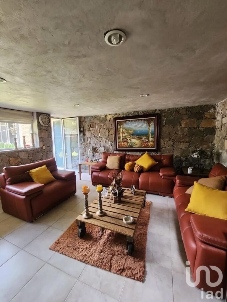 Residencia en RENTA en Residencial Campastre Haras sección Fincas