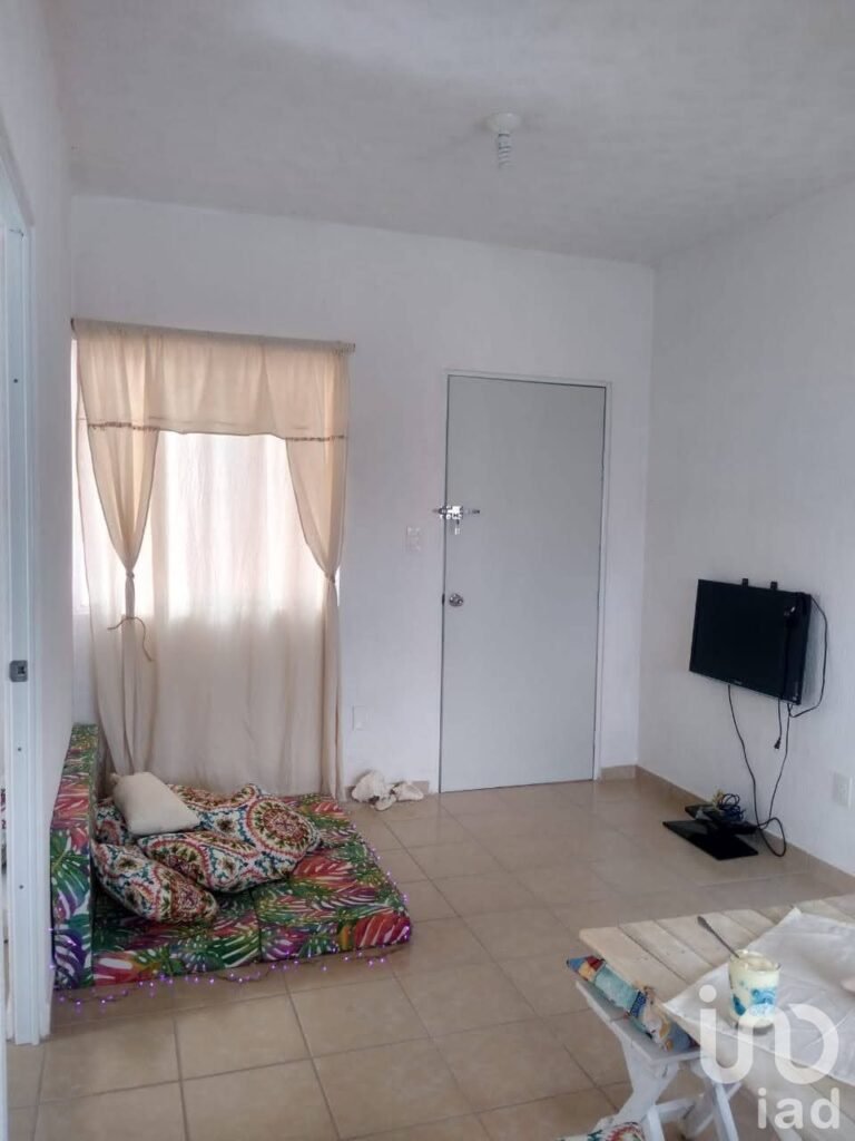 Venta departamento sobre el Boulevard Paraíso Maya 4