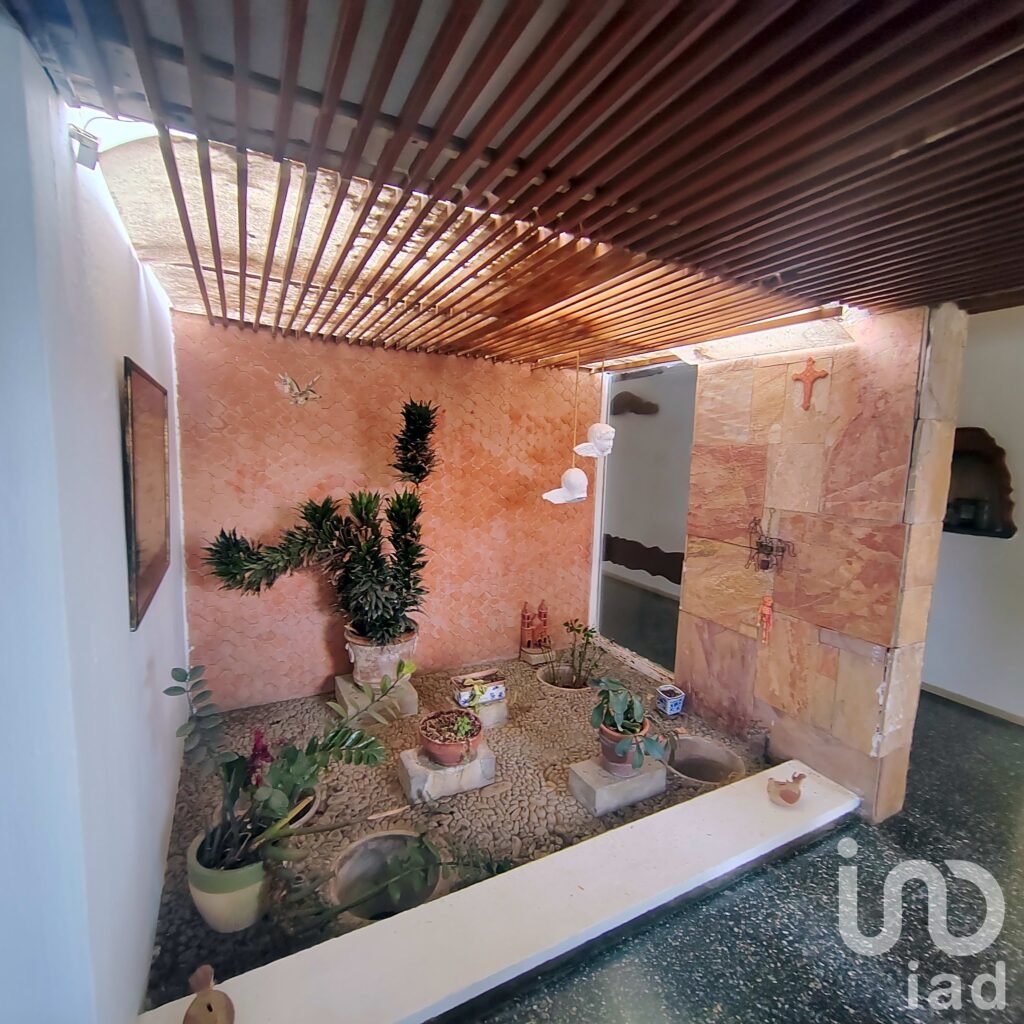 Casa en colonia Maravillas en Cuernavaca, Morelos