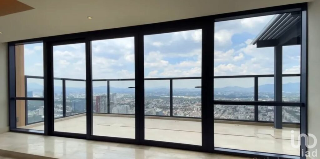 Renta PH con terraza en Miyana