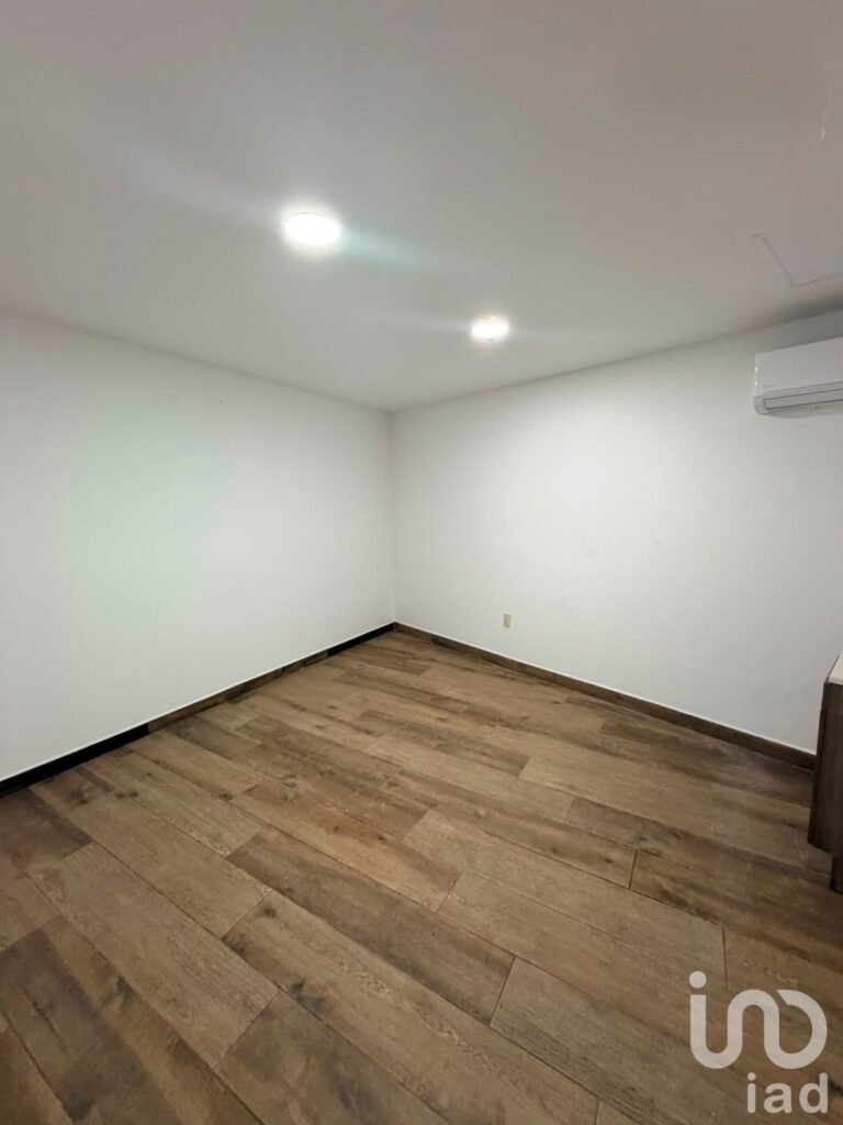 CONSULTORIO EN RENTA EN HOSPITAL MOSCATI JURIQUILLA $14,500