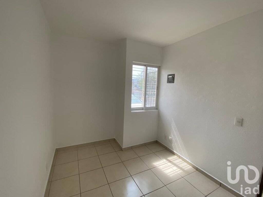 Casa en Venta en Parques de Tesistán con Recaamara en PB, Zapopan, Jalisco