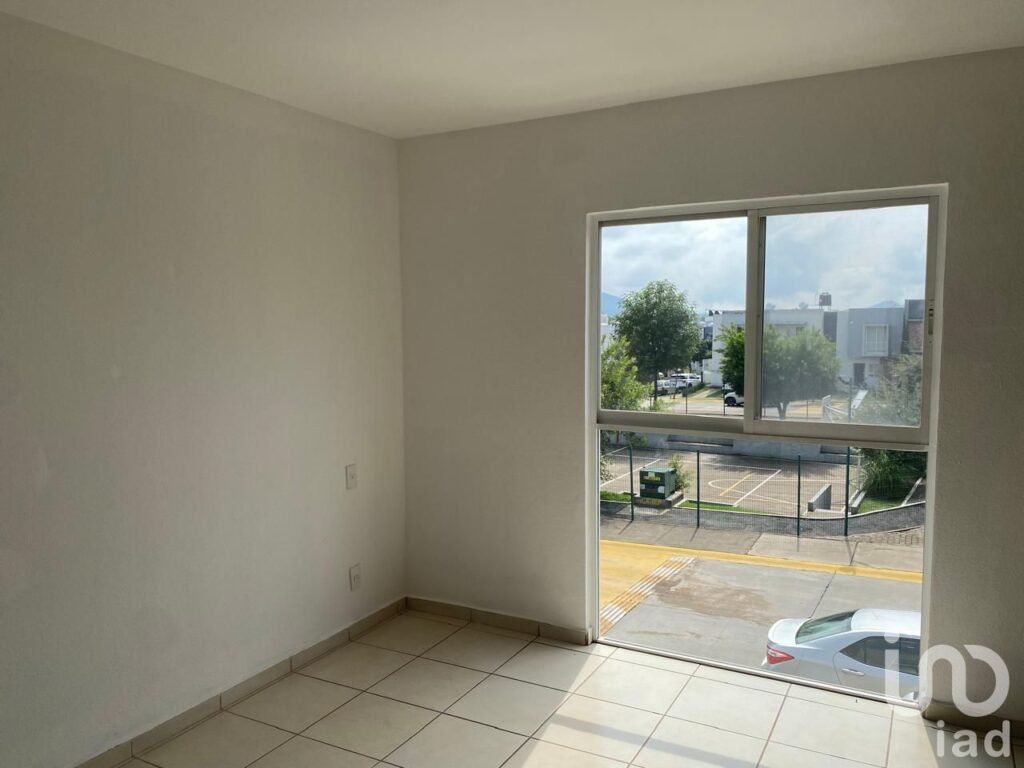 Casa en Venta en Parques de Tesistán con Recaamara en PB, Zapopan, Jalisco