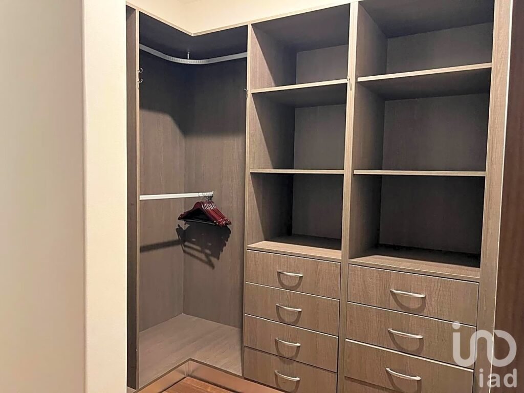 Casa en Venta en Coyoacán con Alberca y Terraza: Exclusividad y Confort en un Solo Lugar