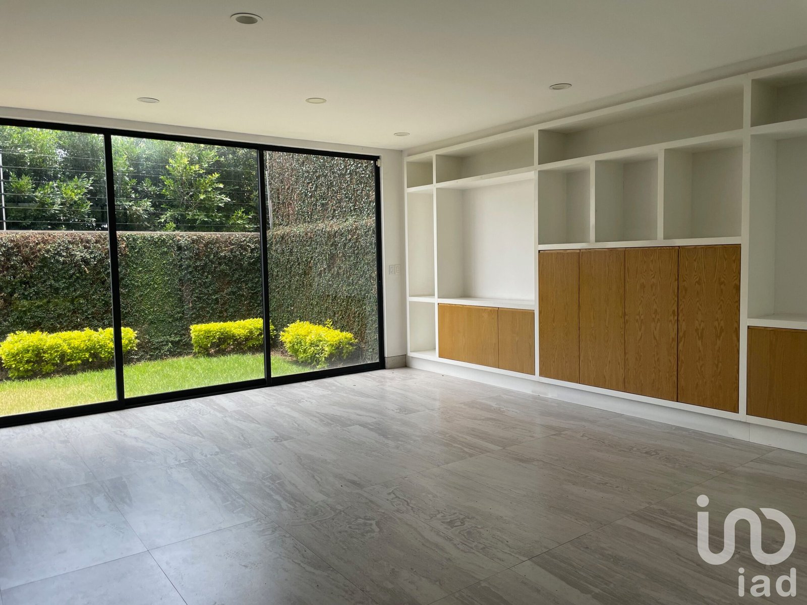 Casa en condominio en venta en las Aguilas