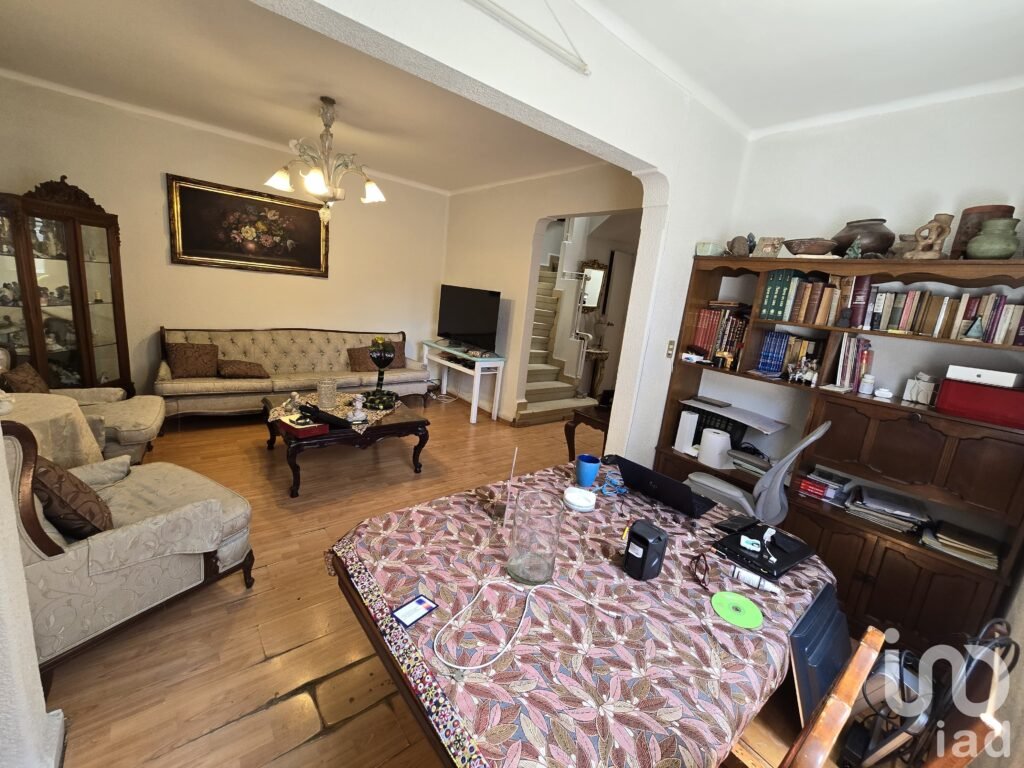 CASA EN VENTA EN ALFONSO XIII, A UNOS PASOS DE MIXCOAC