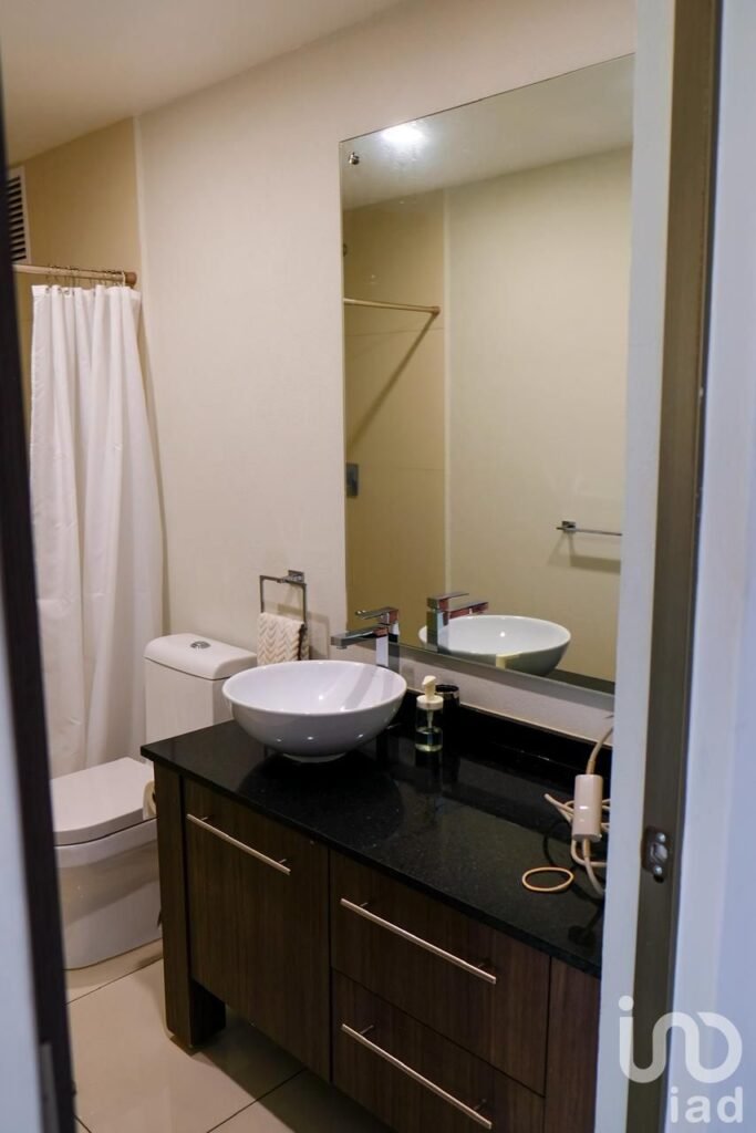 Oportunidad Departamento en Venta, Miraval II, Lomas Verdes, Naucalpan, Edo de México