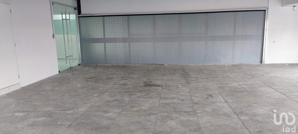 RENTA LOCAL 1 ER PISO INTERIOR VASCO DE QUIROGA SANTA FE CUAJIMALPA , CDMX