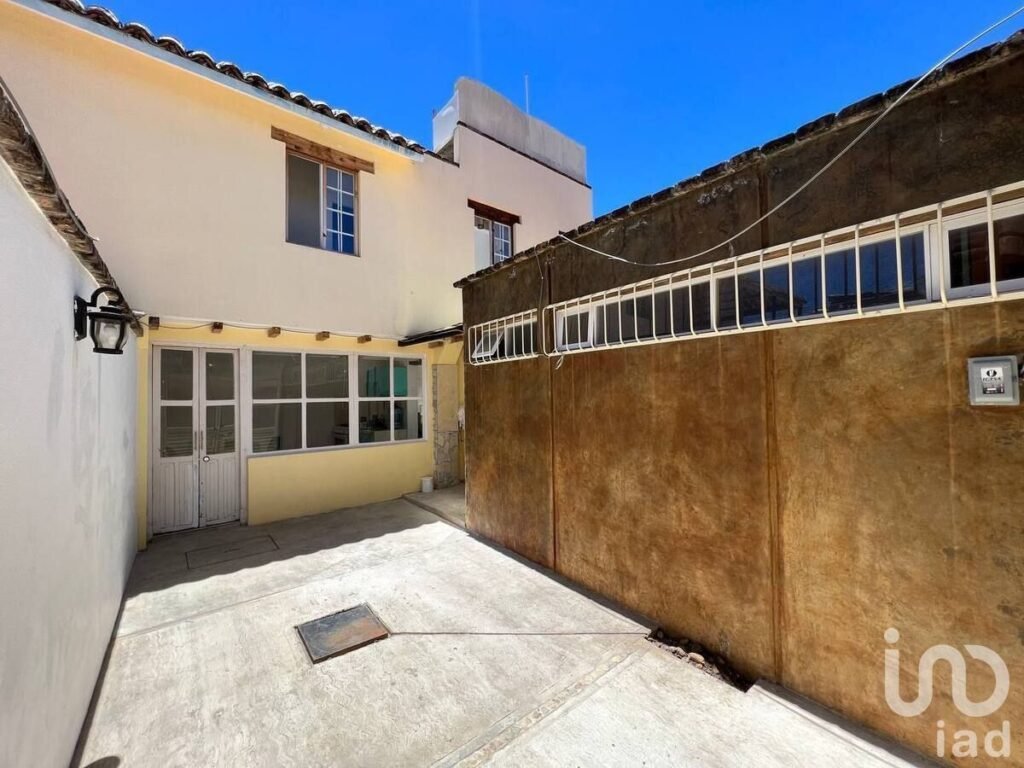 CASA AMUEBLADA EN RENTA | B.GUADALUPE