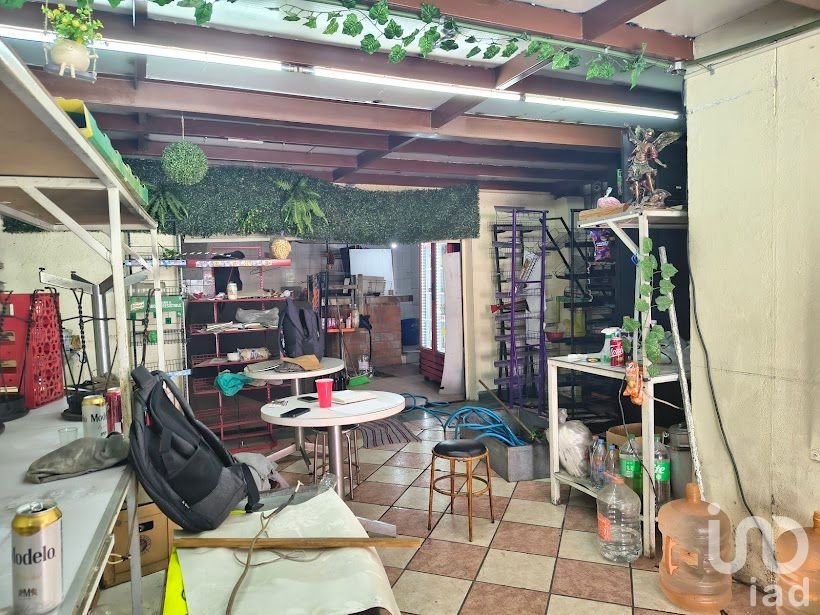 Local - bodega o para oficina en renta av. Pedro Ureña, Copilco 1, Coyoacán.