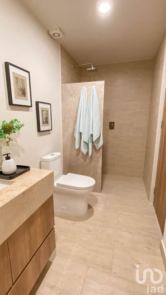 Casa Nueva con 3 Recámaras, 2.5 Baños y Bodega bajo rampa, Paseo Pitahaya | Entrega Inmediata