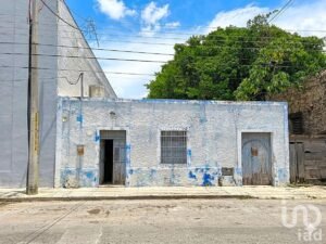 CASA EN VENTA PARA REMODELAR EN CENTRO DE MÉRIDA, YUCATÁN CASA EN VENTA PARA REMODELAR EN CENTRO DE MÉRIDA, YUCATÁN