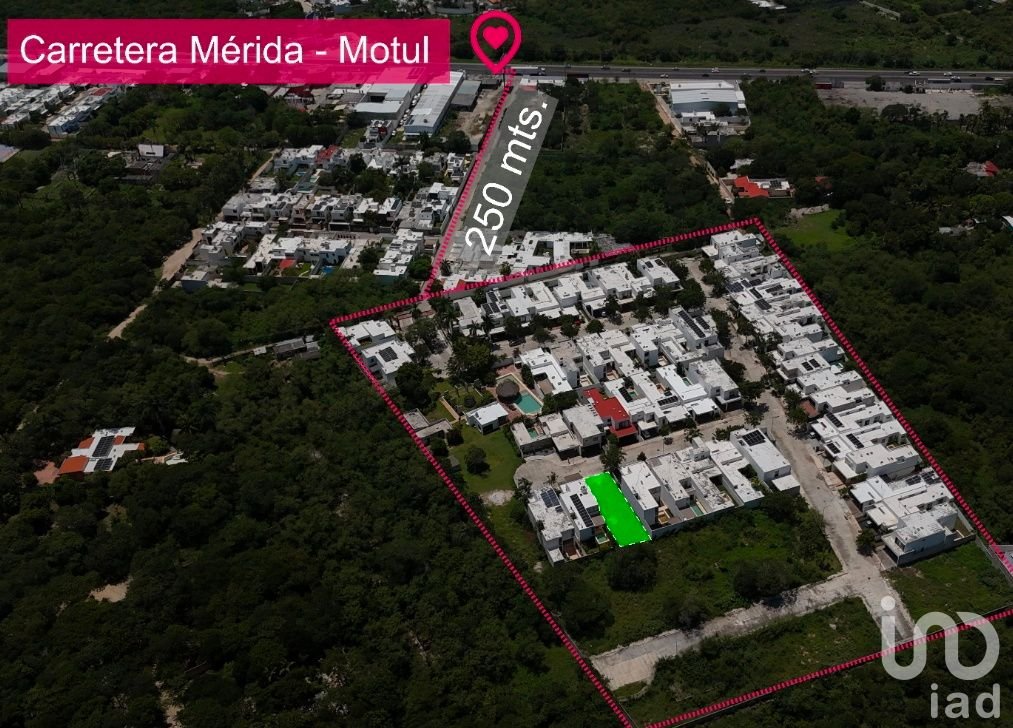 Terreno en venta en privada con amenidades en Cholul, Yucatán.