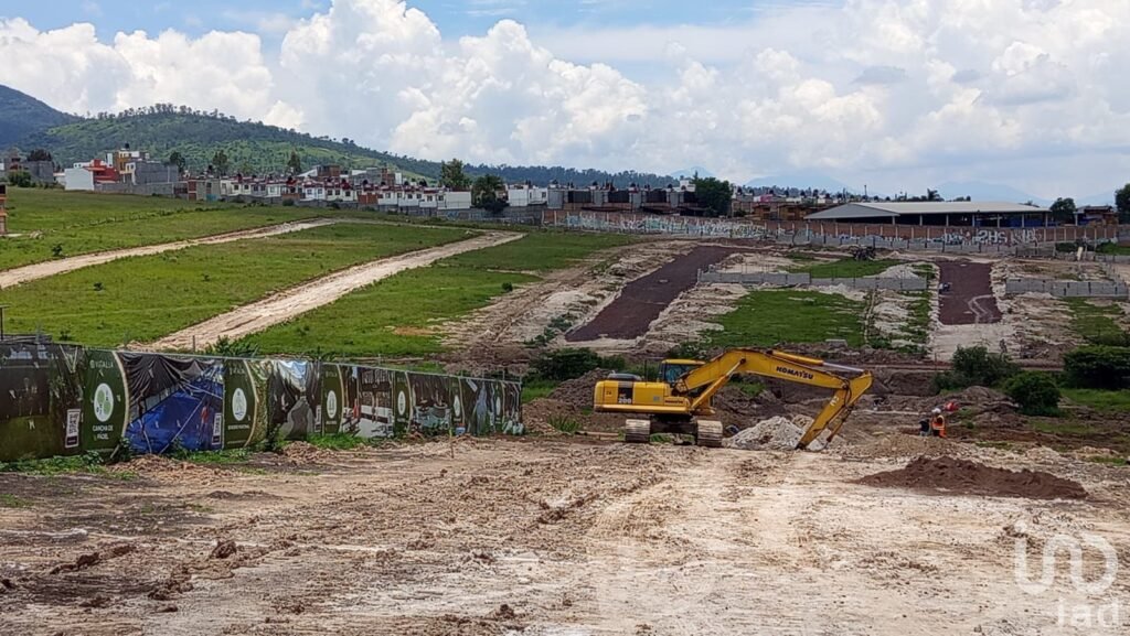 Terrenos en Venta - por la Amalia Solorzano Morelia!