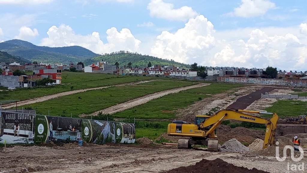 Terrenos en Venta - por la Amalia Solorzano Morelia!
